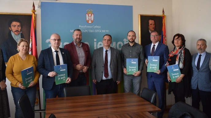 Za usavršavanje 4,4 miliona